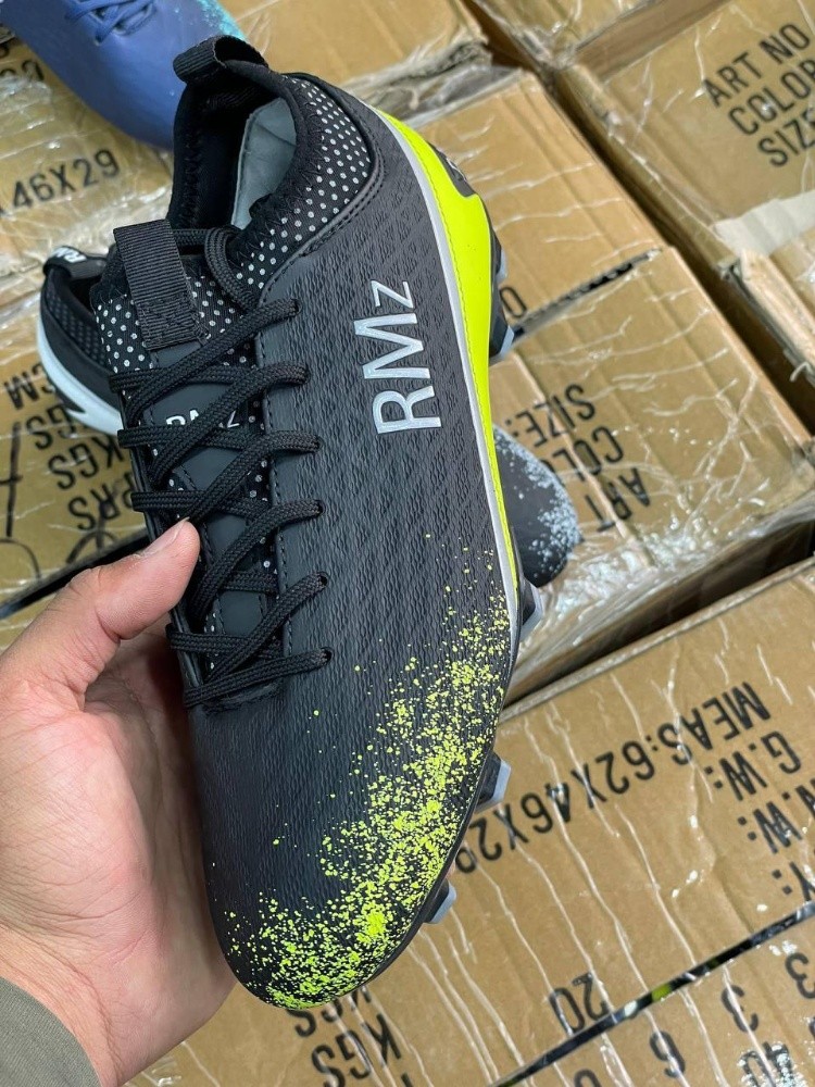 sneakers - 2