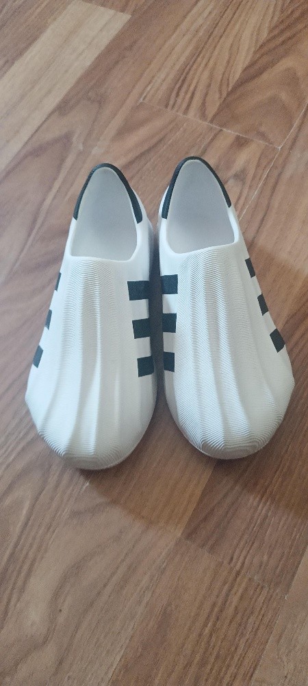 Adidas - 2