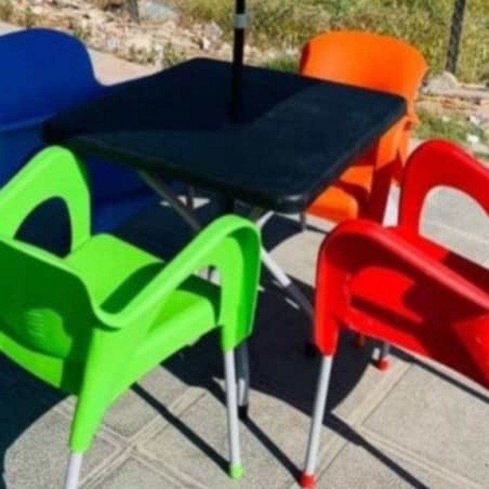 chaise et table extérieur - 6