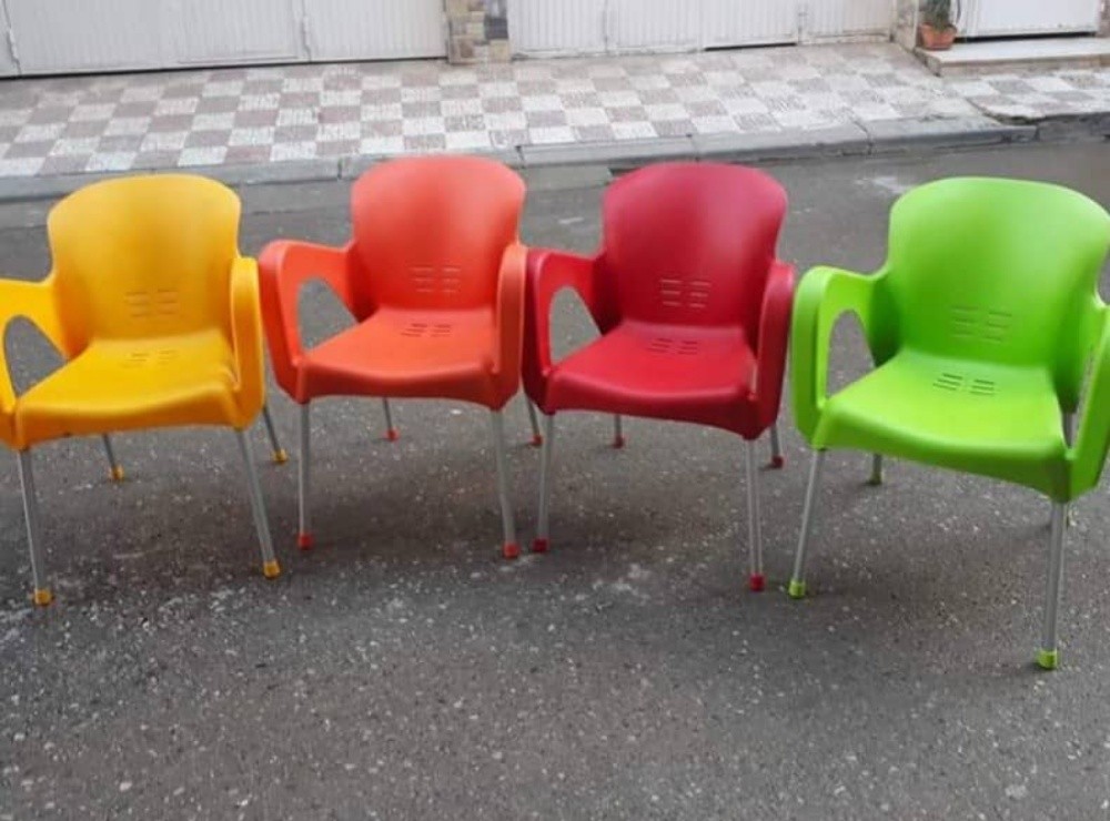 chaise et table extérieur - 3