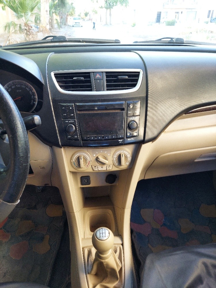 suzuki dzire - 4