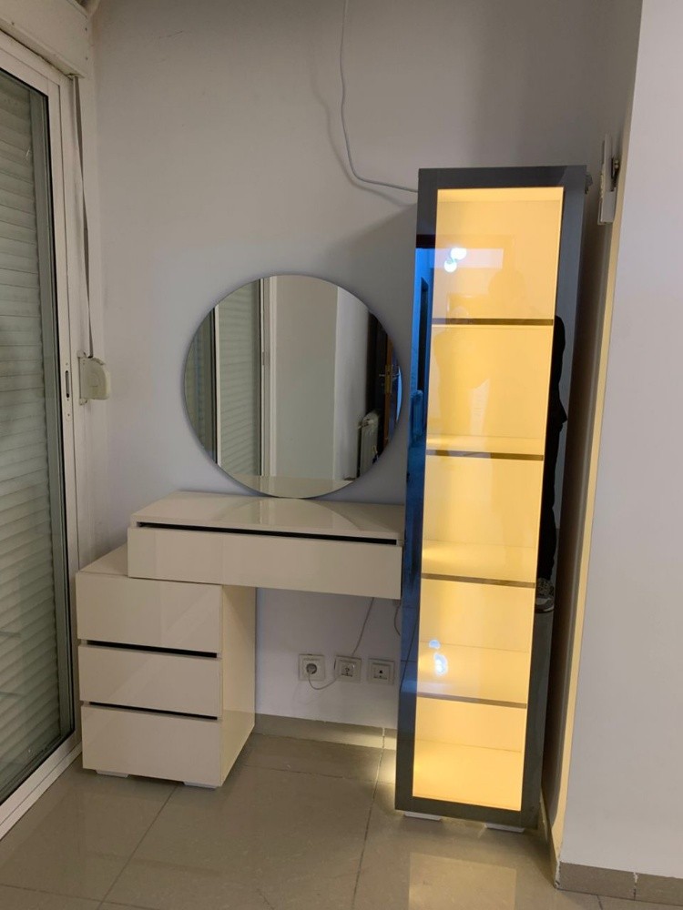 coiffeuse moderne avec LED - 2