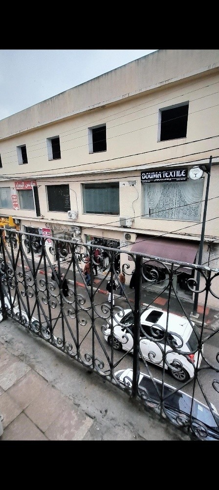 منزل للبيع في منطقة تجارية - 5