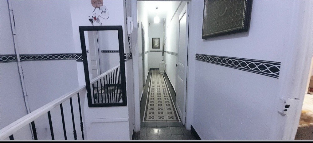 منزل للبيع في منطقة تجارية - 3