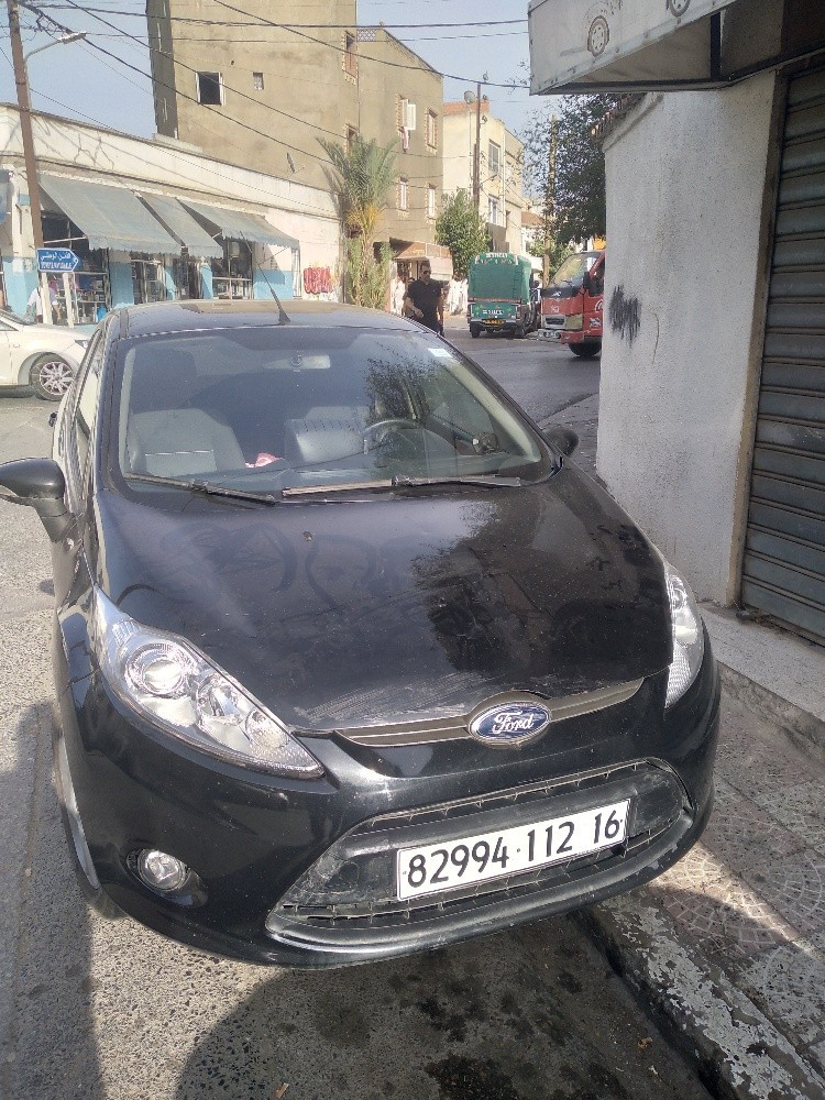 Ford fiesta - 4
