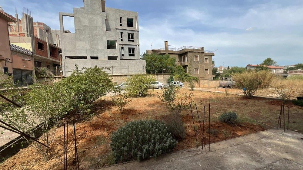 فيلا وقطعة أرض للبيع  بجميع الوثائق	 - 2