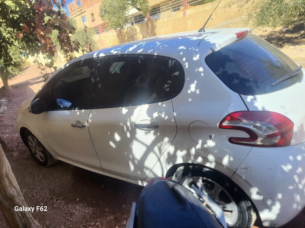 بيجو 208 للتبادل - 5