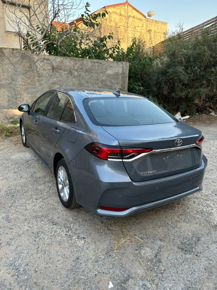 Toyota Corolla - 6