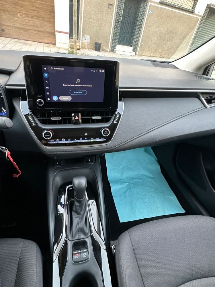 Toyota Corolla - 2