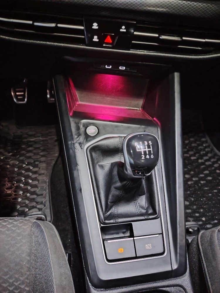 Golf 8 - 1