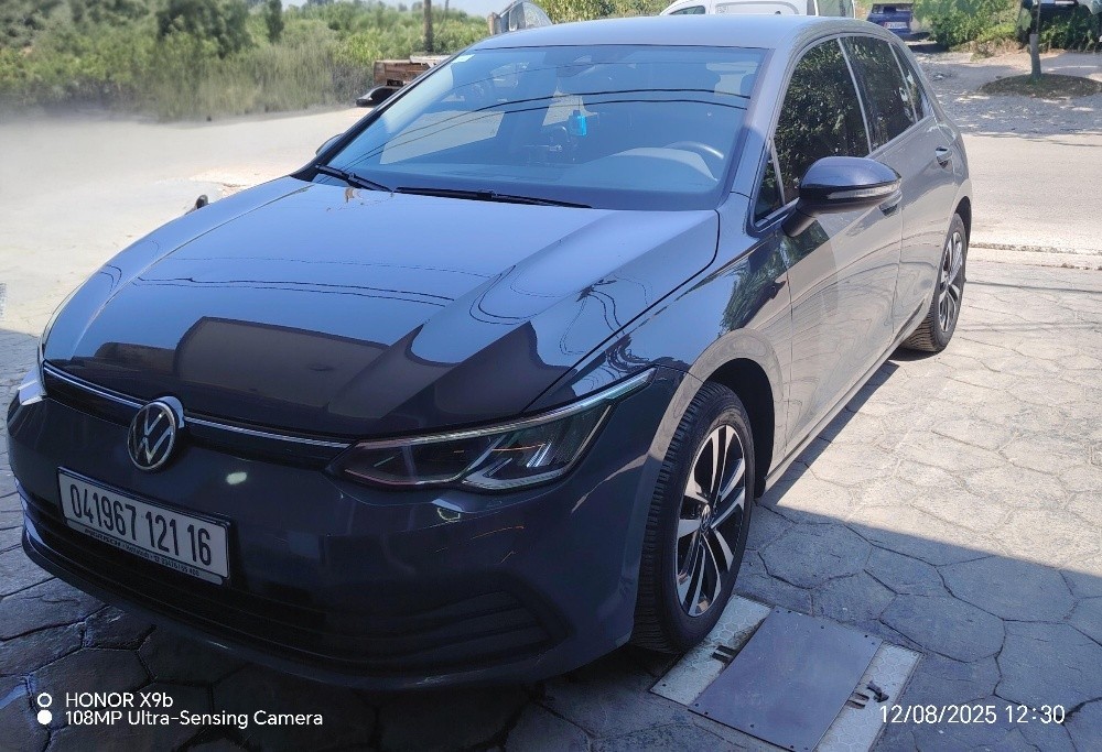 Golf 8 - 7