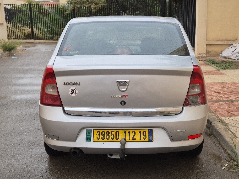 dacia logan - 10