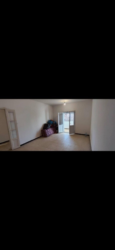 شقة للبيع - 1