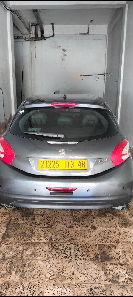 Peugeot 208 2013 - 4