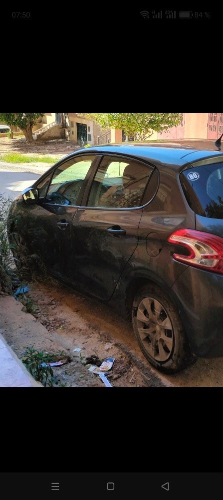 Peugeot 208 2013 - 2