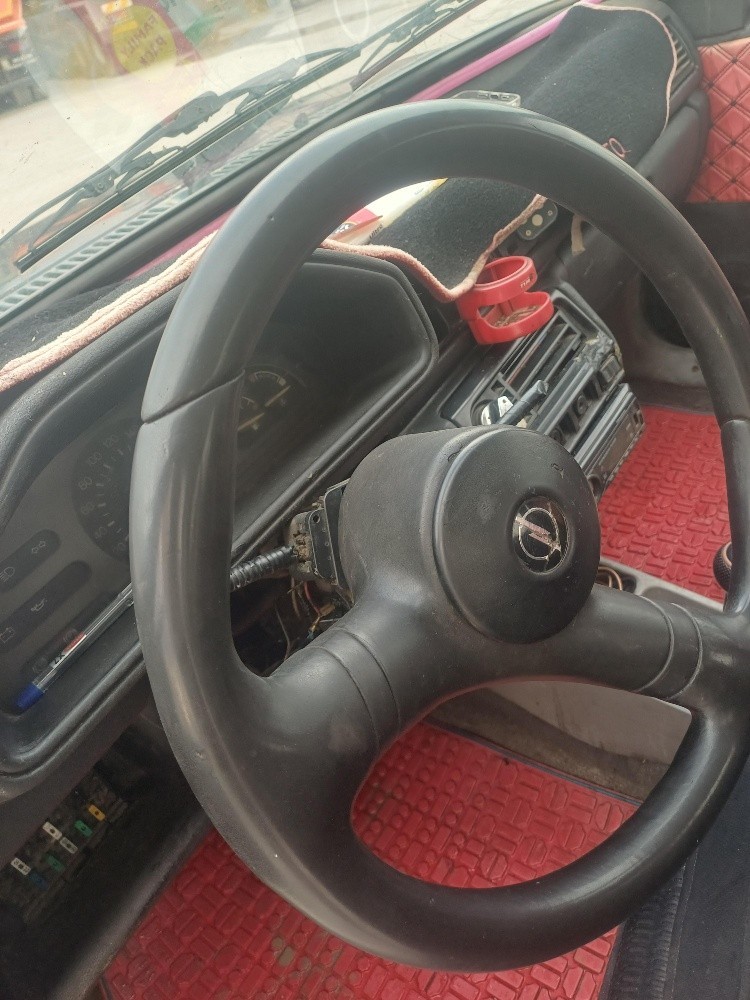 OPEL CORSA (A) - 9