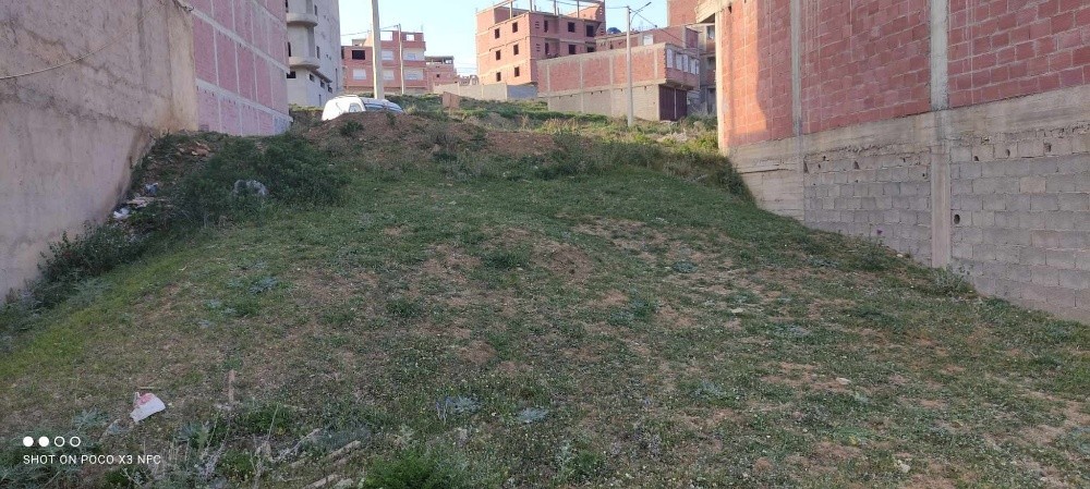 قطعة ارض للبيع - 1