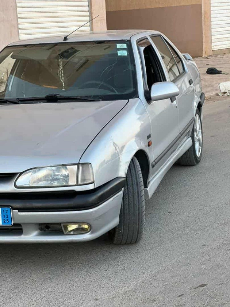 سيارة رينو للبيع  - 3