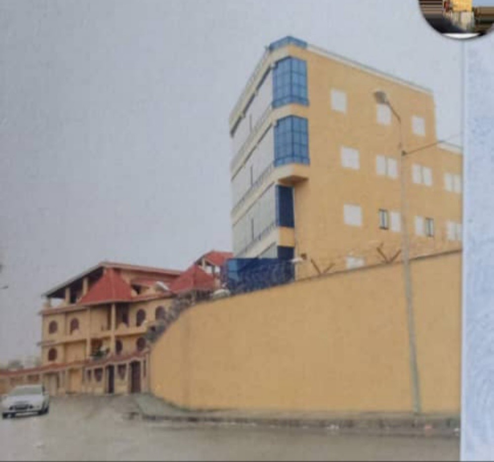Clinic privé à vendre  - 4