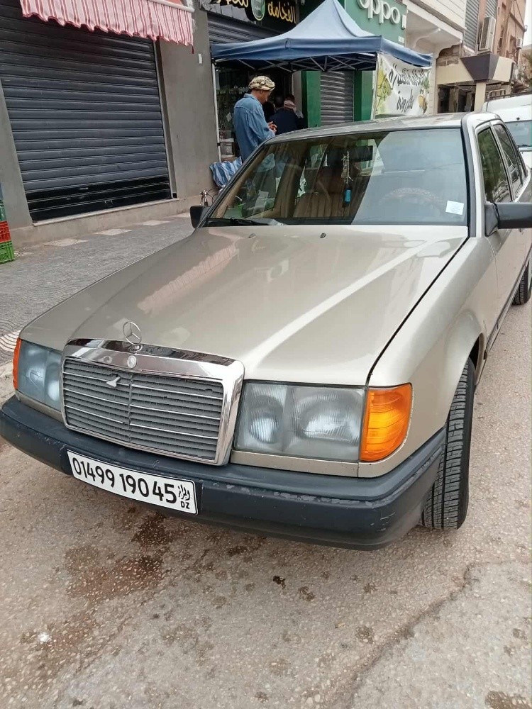 مارسيداس 1990 - 5