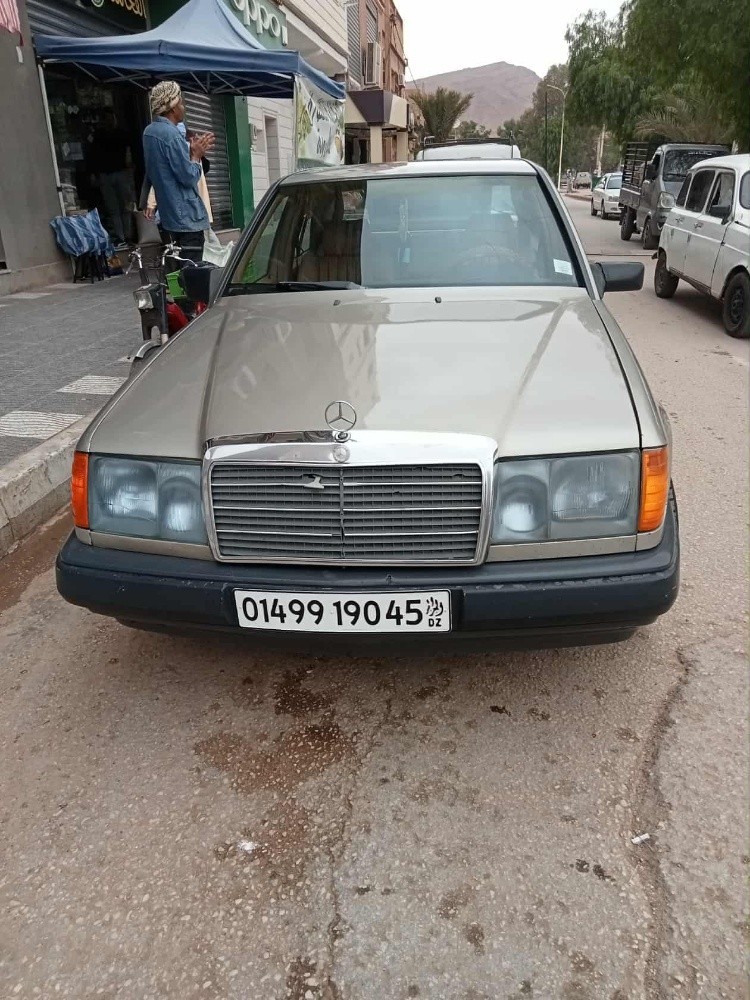 مارسيداس 1990 - 4
