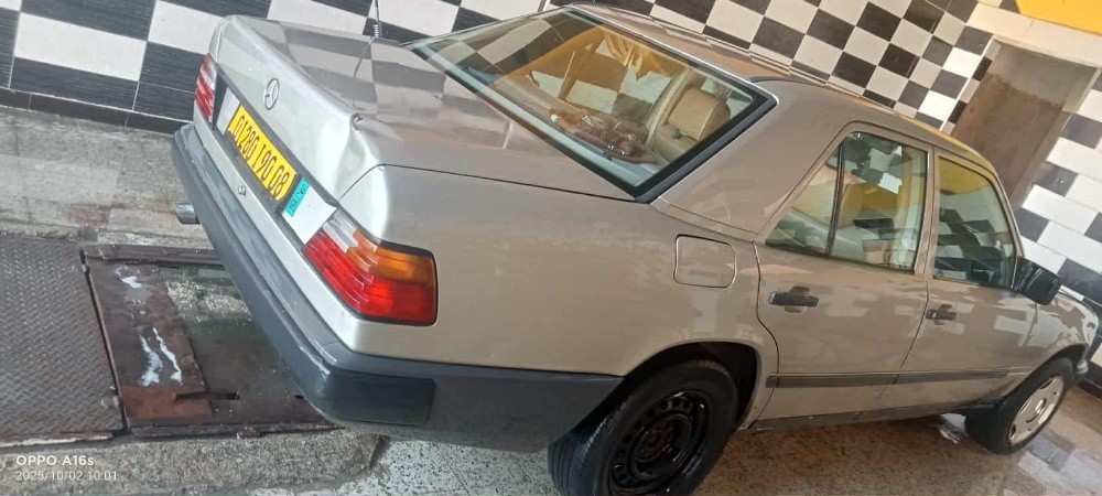 مارسيداس 1990 - 6