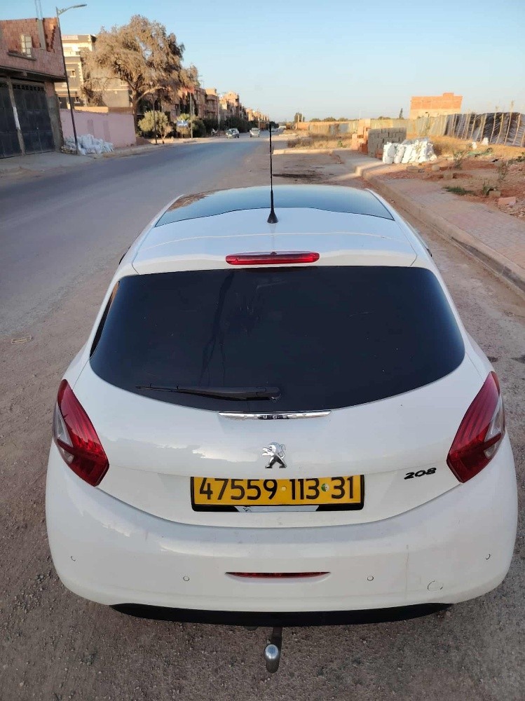 بيجو 208 - 7