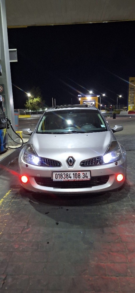 Clio 3 2008 - 4