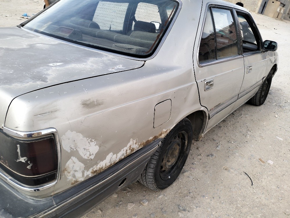 مازدة  929 ليمتد عام 1990 - 6