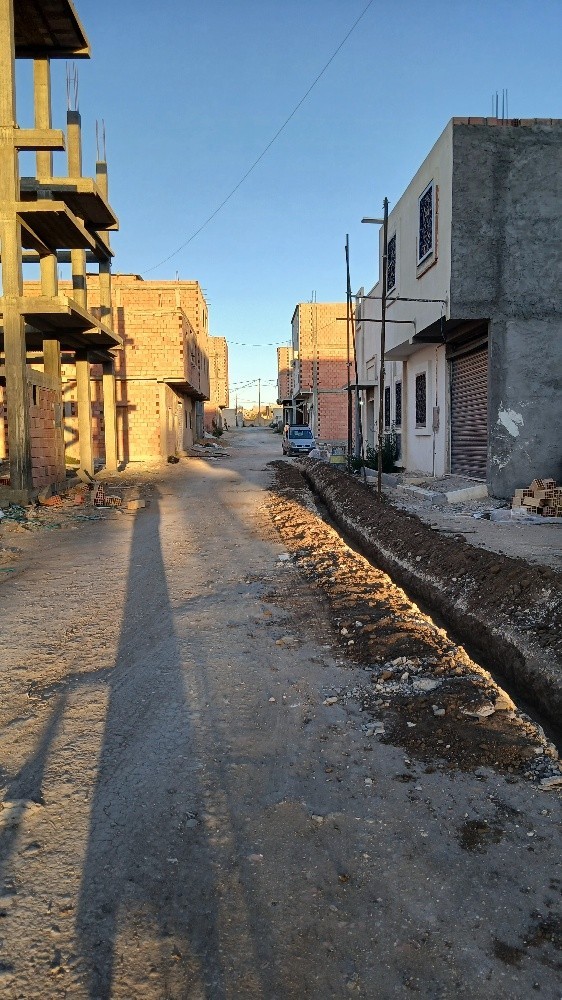 أرض - 2