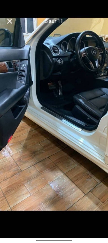 Mercedes Benz C - 3