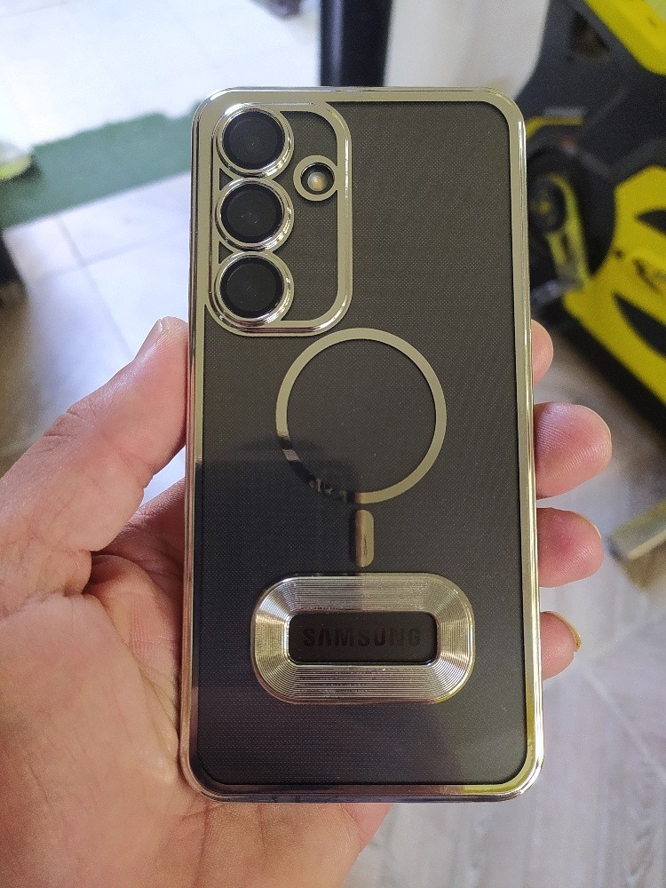 Samsung  - 4