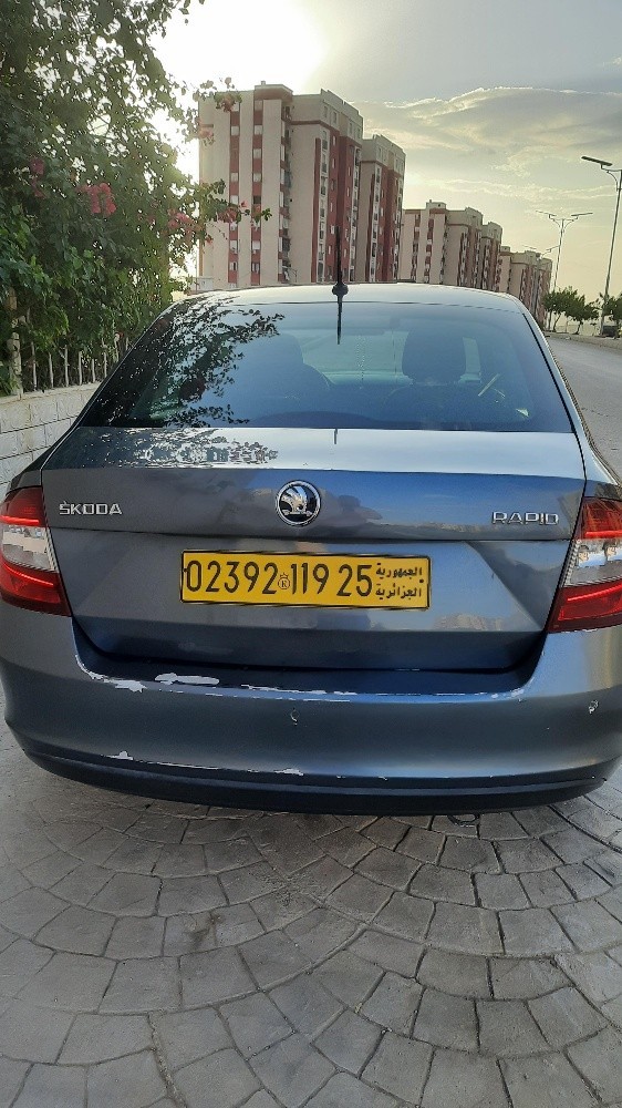 سيارة سكودا رابيد للبيع - 8
