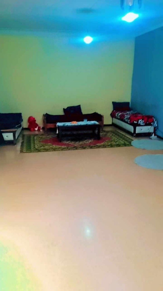 منزل في حي شعبي - 6