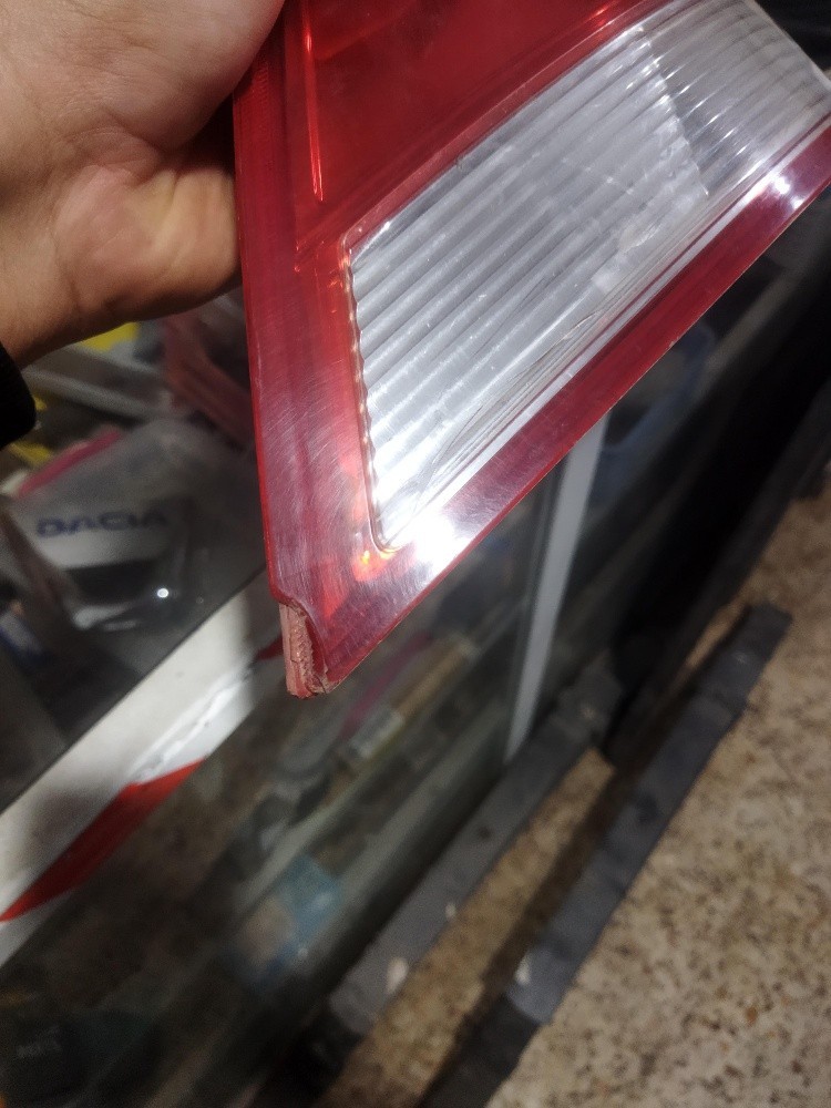 مصباح خلفي لسيارة صوني - 2