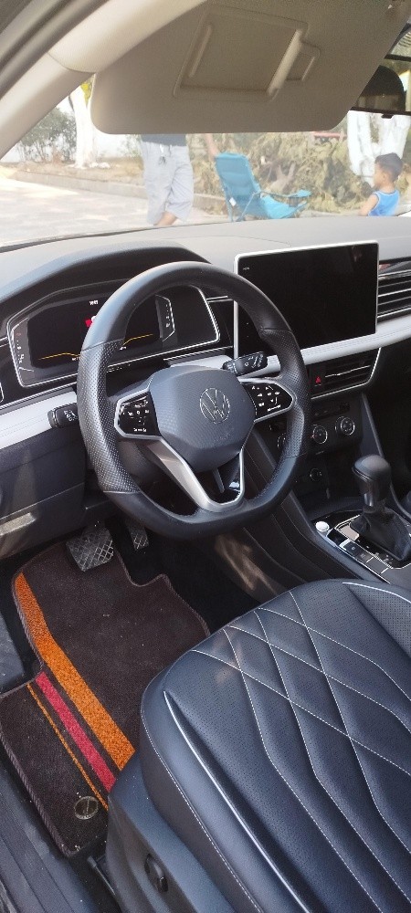 TIGUAN L - 5