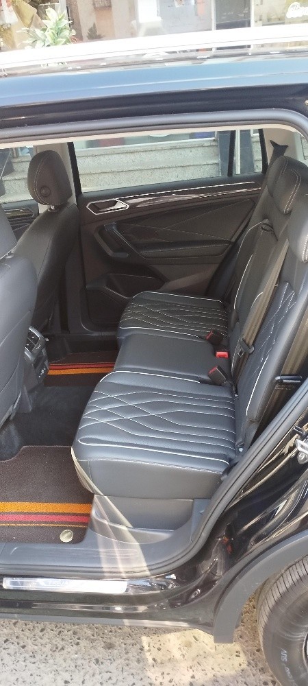 TIGUAN L - 9
