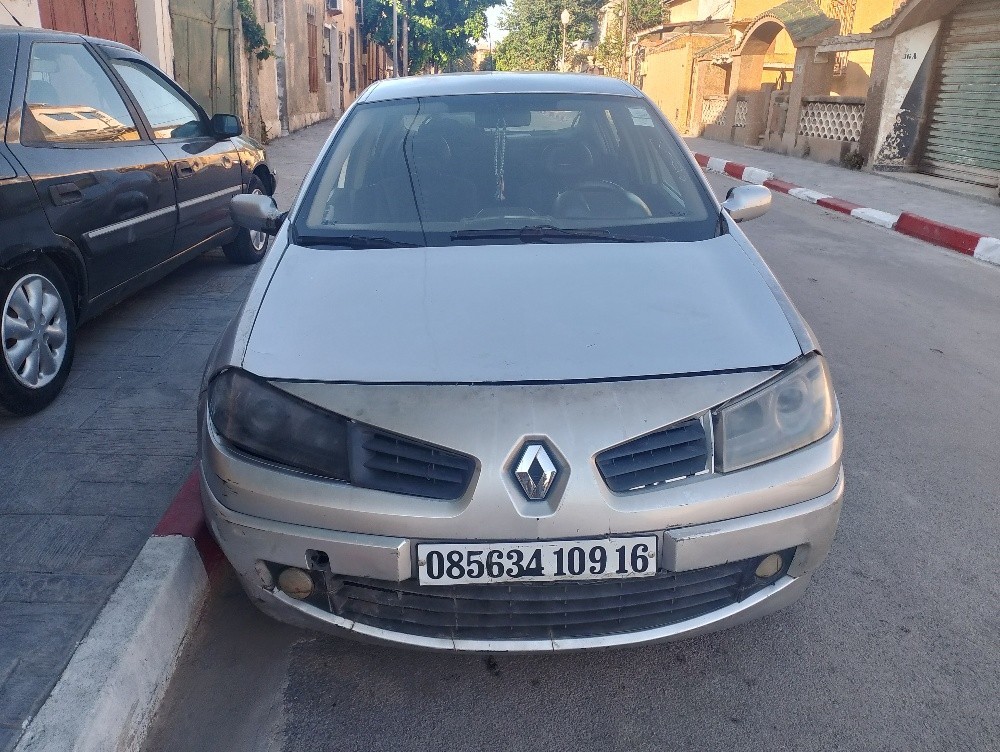 بيع سيارة رينو ميغان  - 2