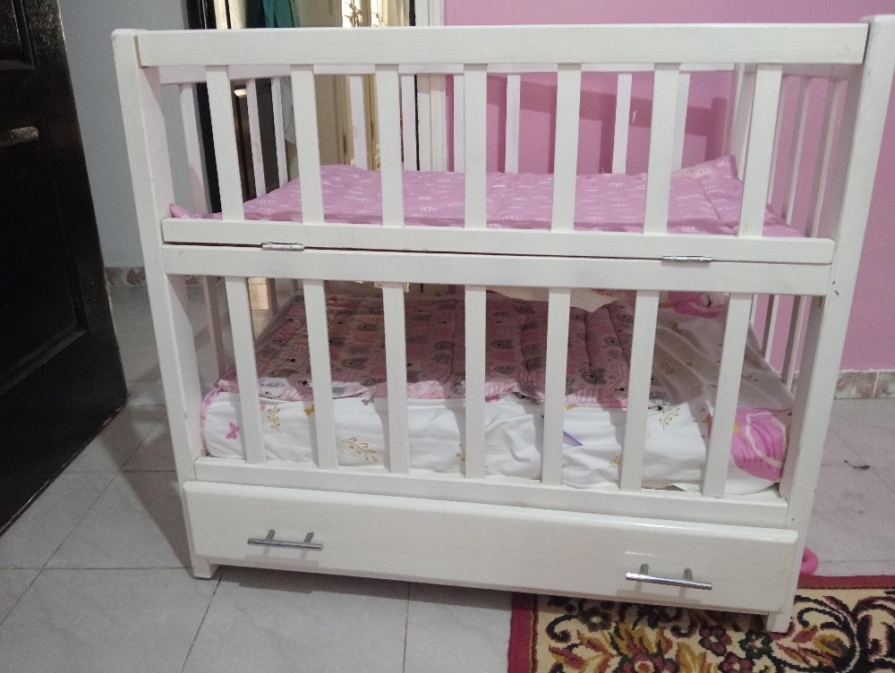 Lit bébé - 1