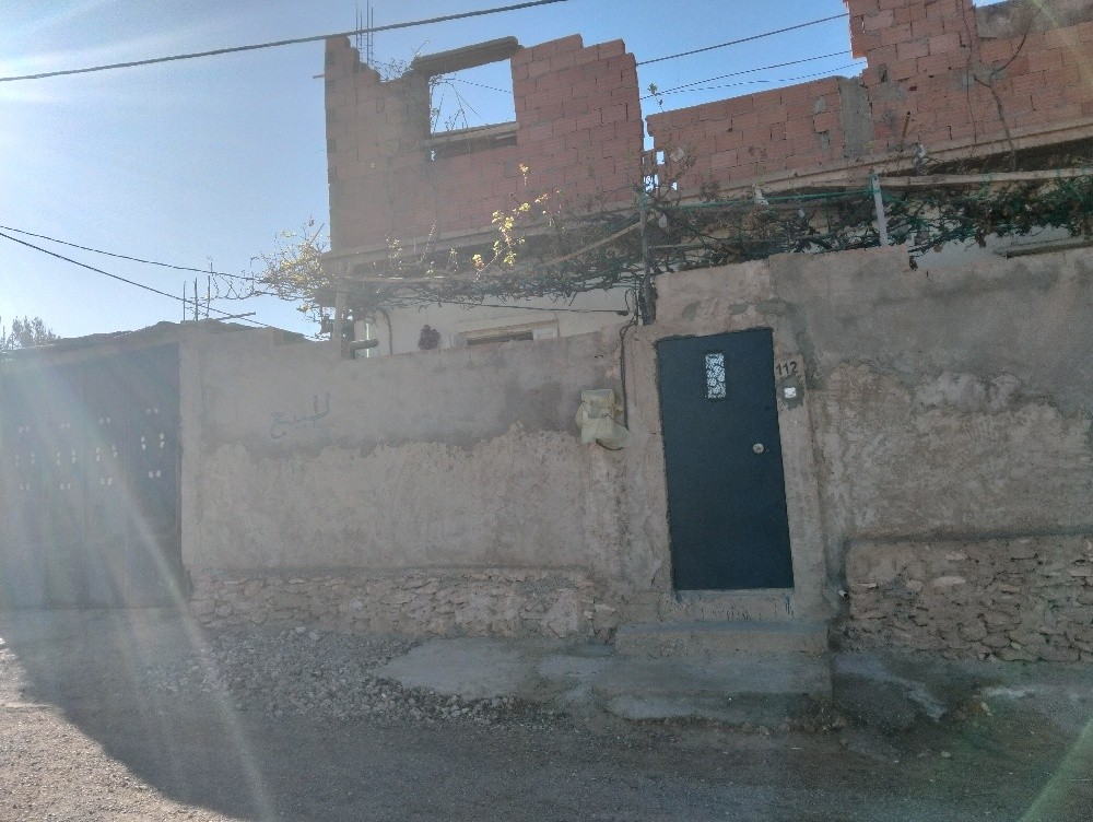 بيت شعبي للبيع  - 1