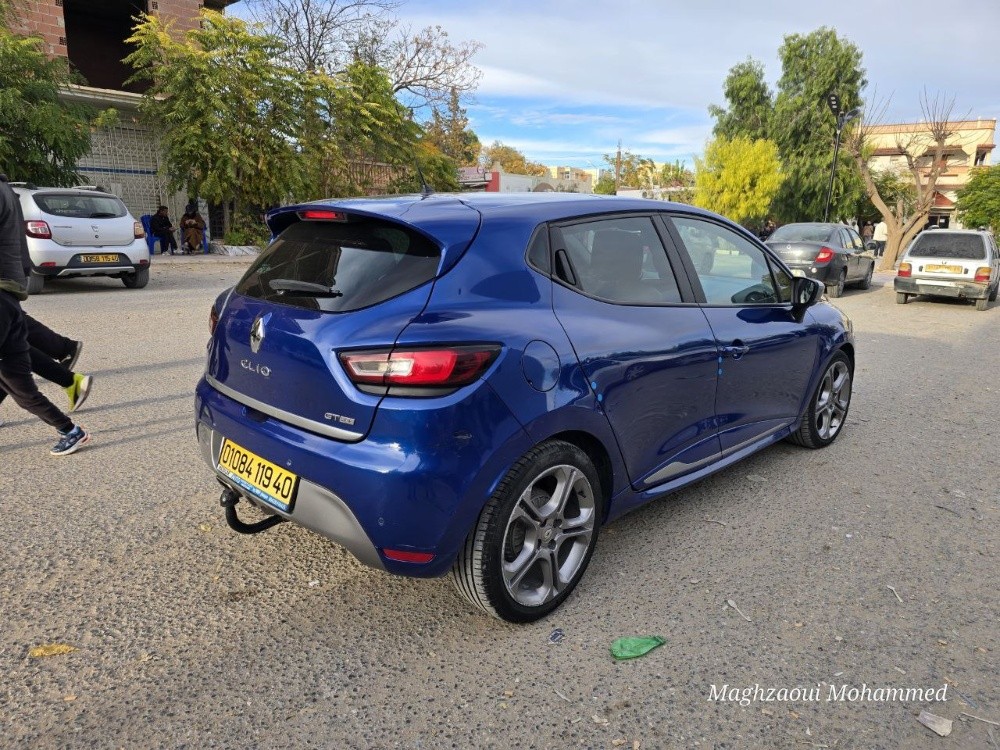 clio - 12