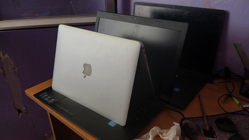 macbook air - 9