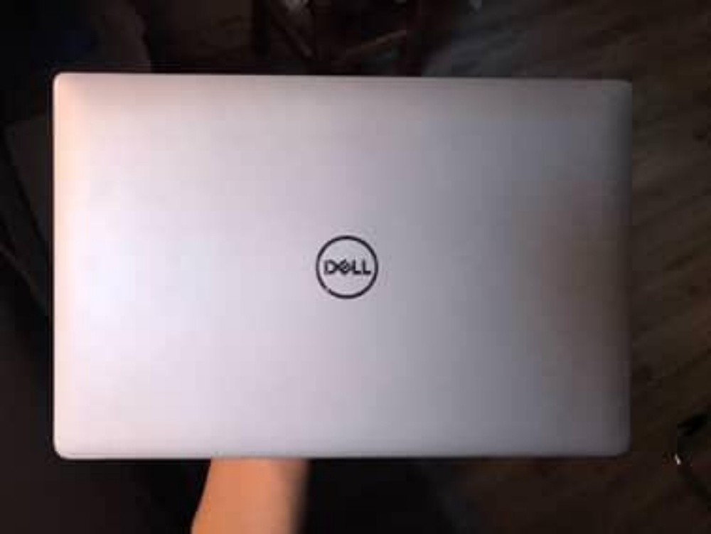 Dell - 3