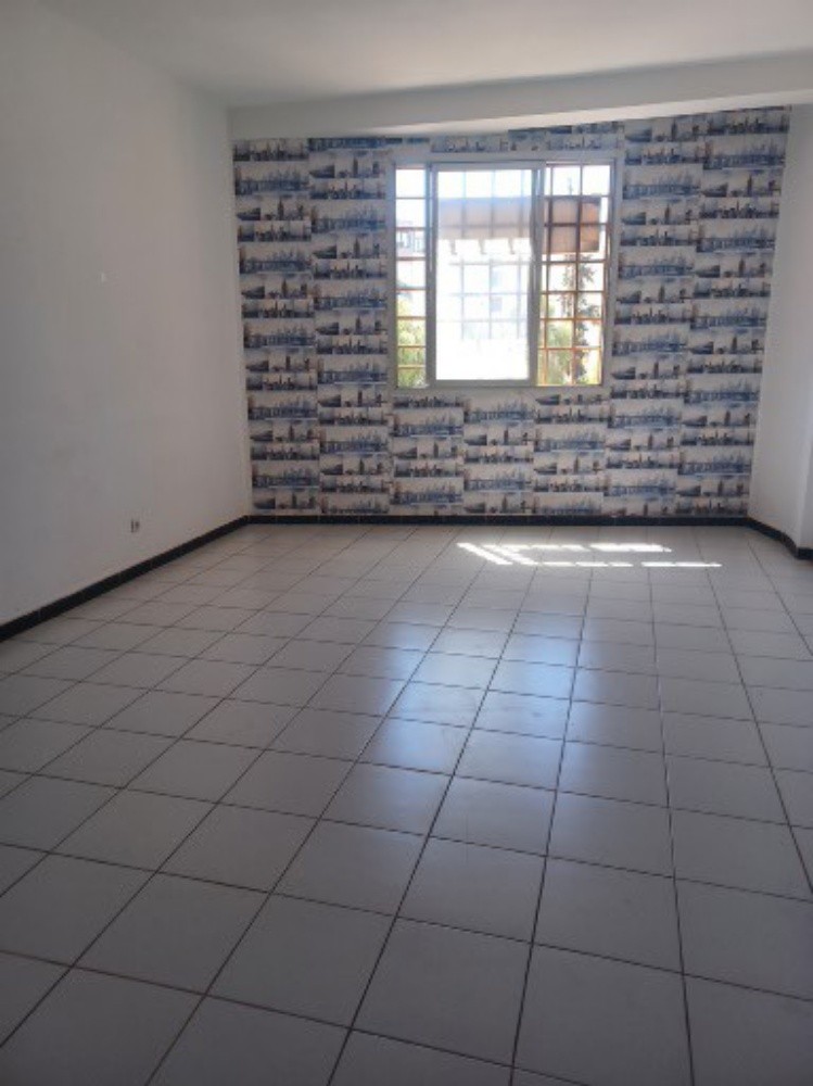 Local a vendre  - 4