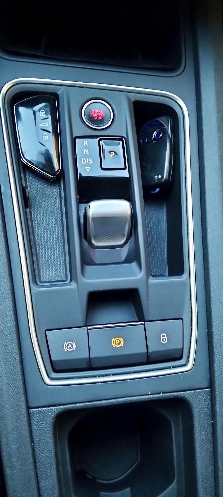 Seat Leon essence finision style - 7