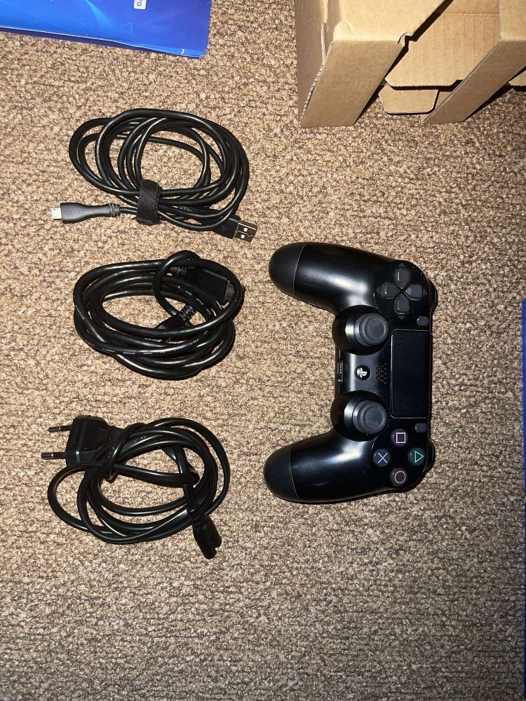 PlayStation - 4