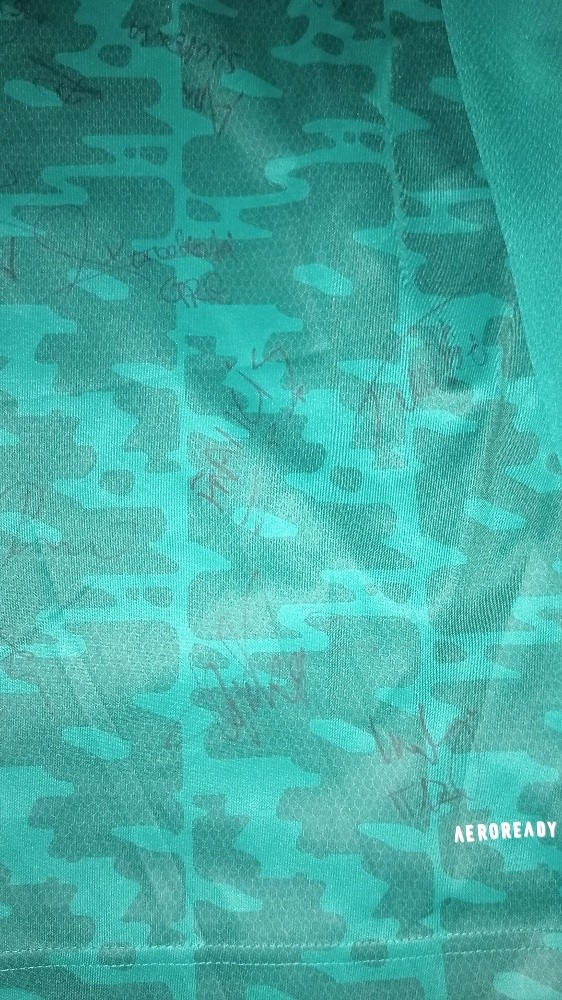Maillot signé par les athlètes - 5