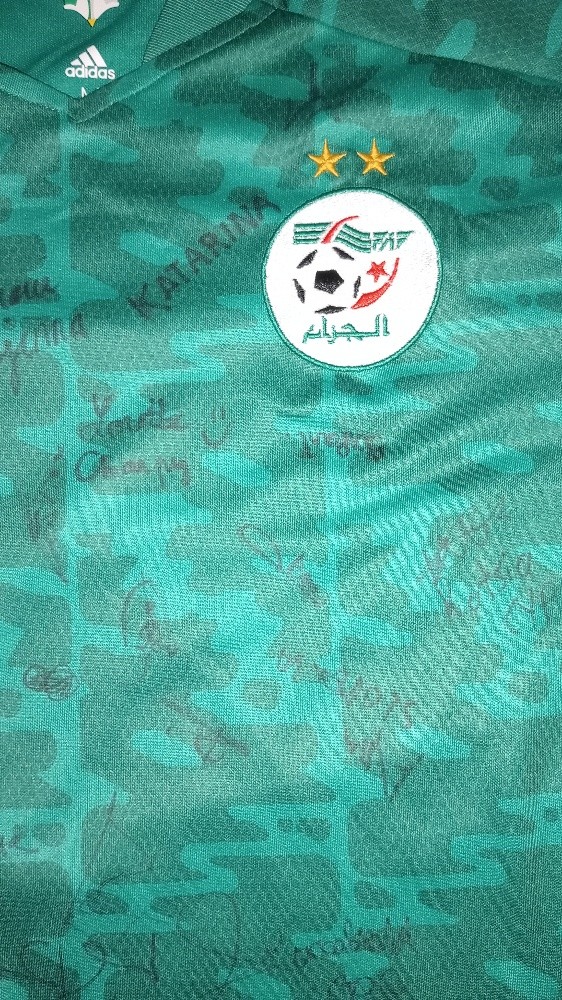 Maillot signé par les athlètes - 3
