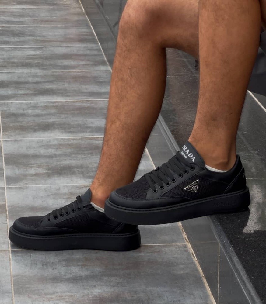 sbat prada disponible - 2