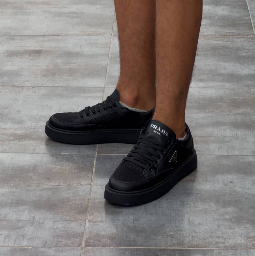 sbat prada disponible - 1